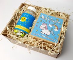Подарочный бокс "Позитивный подарок": конфеты "Позитивин" и магическое печенье для исполнения желаний
